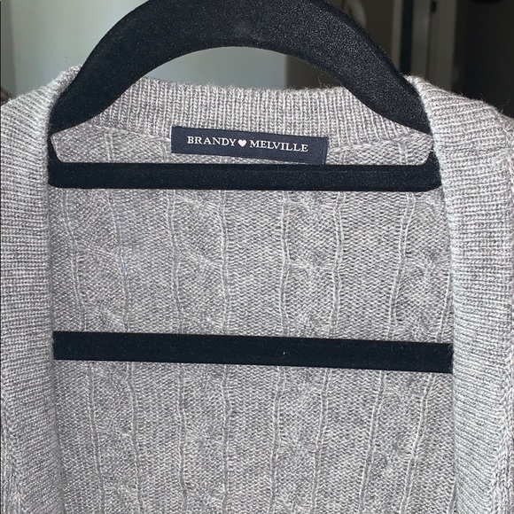 Brandy Melville grey cardigan sweater - Picture 3 of 4
